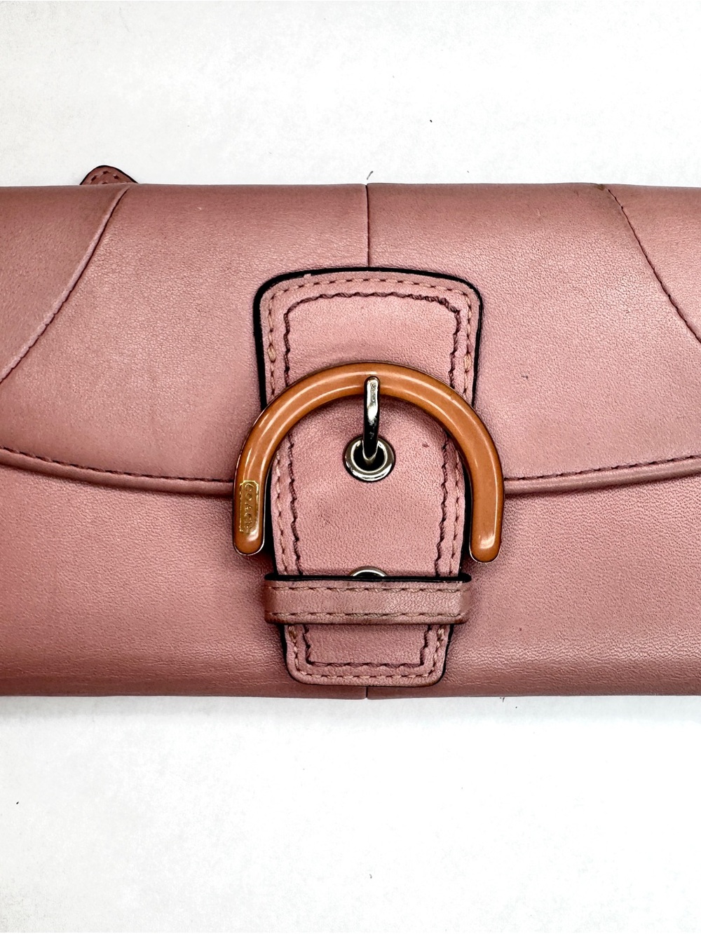 Vintage Coach SoHo Medium Leather Buckle Wallet Light Pink Organizer Fair